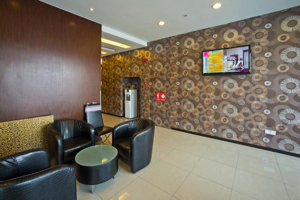 Hotel Zamburger Скудай Екстериор снимка
